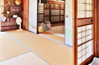 母屋居室