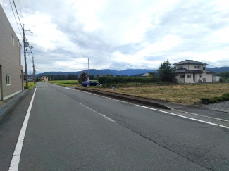 【前面道路含む現地写真】