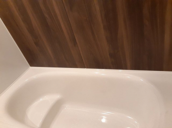 コンパクトで使いやすいお風呂です