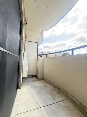 【バルコニー】