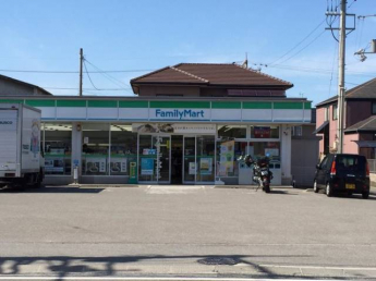 ファミリーマート清住店 268m