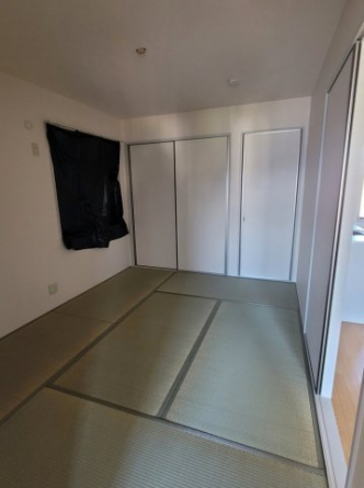 角部屋なので窓があります♪
