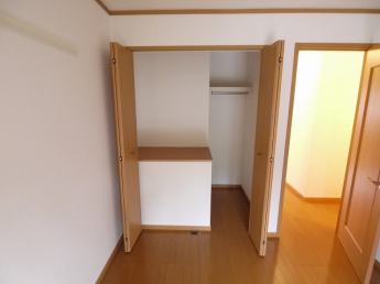 たっぷりとした収納スペースです