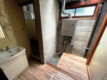 忙しい朝には欠かせない洗面所です