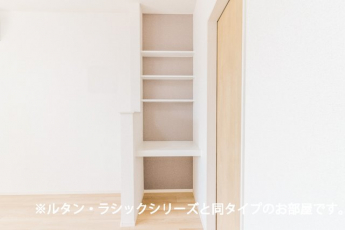明るい室内です