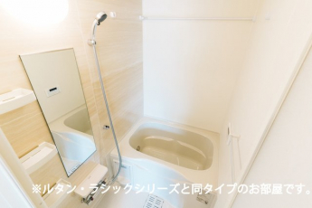 日々の疲れを癒すお風呂付です