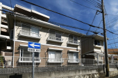 神戸市須磨区多井畑東町のアパートの画像