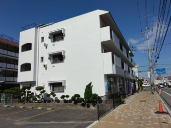 大規模修繕工事で外壁塗装完了！！