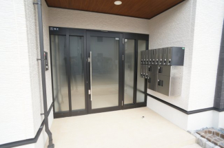 【エントランス】