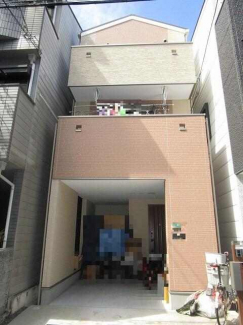 ２０２０年５月建築の築浅一戸建住宅です。大阪メトロ千日前線・
