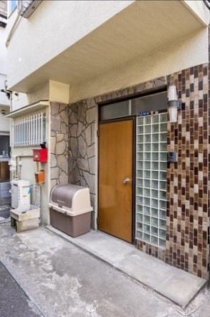 【エントランス】