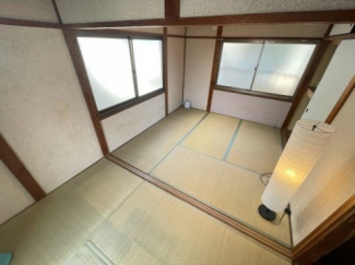 柔らかい畳が心地よい和室