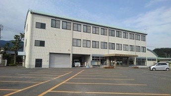 東温市役所川内支所様まで1900m