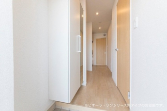 シンプルで使いやすい玄関です