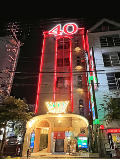 二番町本通りからも目立つエントランス！