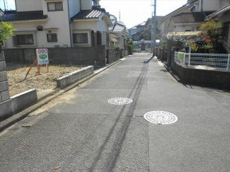 西側道路