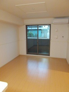 こちらのリビングで趣味の時間をお楽しみください