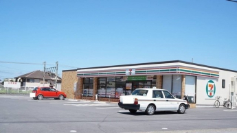 セブンイレブン彦根小泉店様まで810m
