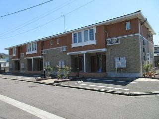 落ち着いた雰囲気の外観です