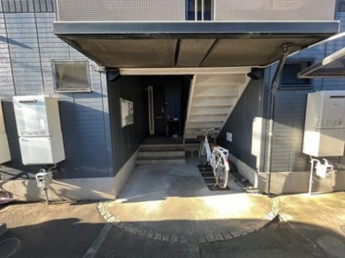 【エントランス】