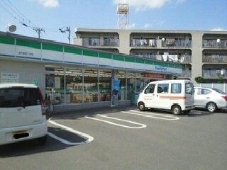 ファミリーマート様まで630m