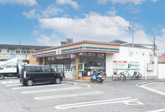 セブンイレブン堺鳳南町５丁店まで238m