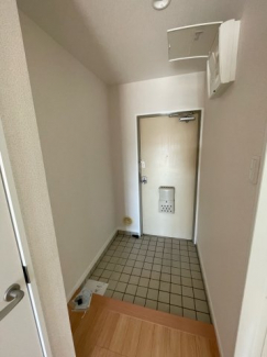 【玄関】