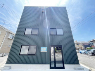 ２階建２２９．２２㎡　リフォ済　３沿線利用可能　シャッター有の画像