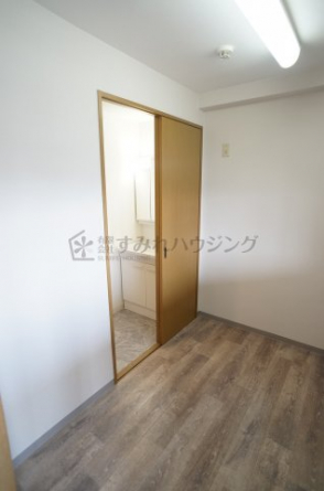 参考、同建物・同間取りの号室