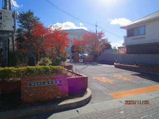 兵庫県立伊丹西高校まで1853m