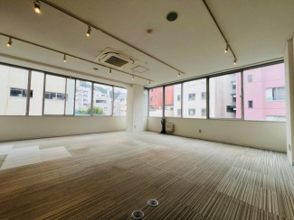 シャンティビルの画像