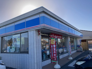 ローソン長浜インター店　徒歩約９分