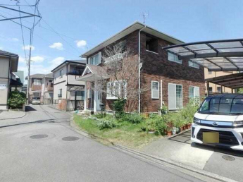 松山市久米窪田町中古住宅の画像