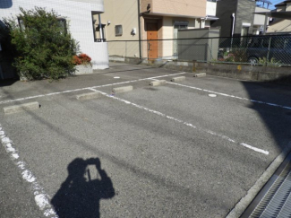 駐車場に車を止められます