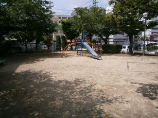 公園まで10m