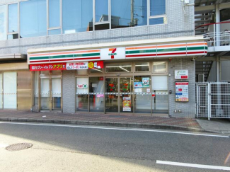 セブンイレブン明石魚住駅前店まで550m