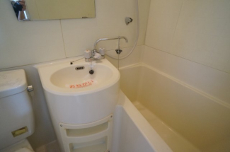 【洗面所】