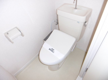 シンプルで使いやすいトイレです