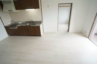 【居間・リビング】