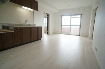 【居間・リビング】