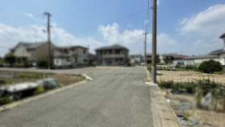 【前面道路含む現地写真】