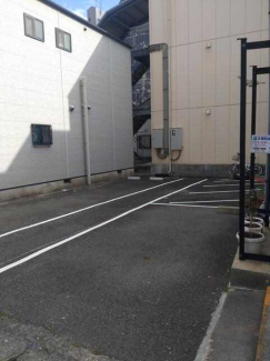 神戸市中央区琴ノ緒町２丁目の駐車場の画像
