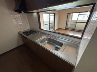キッチンでお料理をお楽しみください