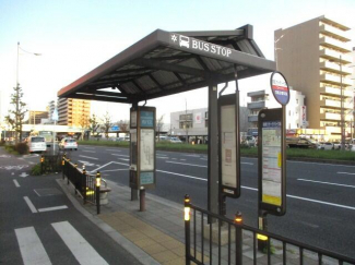 市バス「京都リサーチパーク前」停まで400m