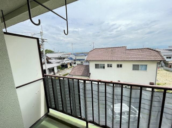 松山市桑原５丁目のマンションの画像