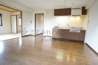 【居間・リビング】