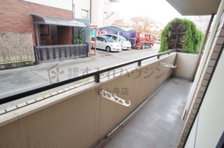 【バルコニー】