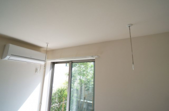 エアコン＆室内物干しついてます
参考、同建物・同間取りの号室