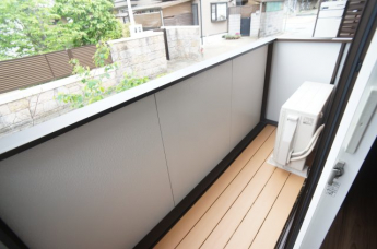 【バルコニー】