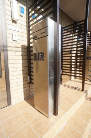 【エントランス】